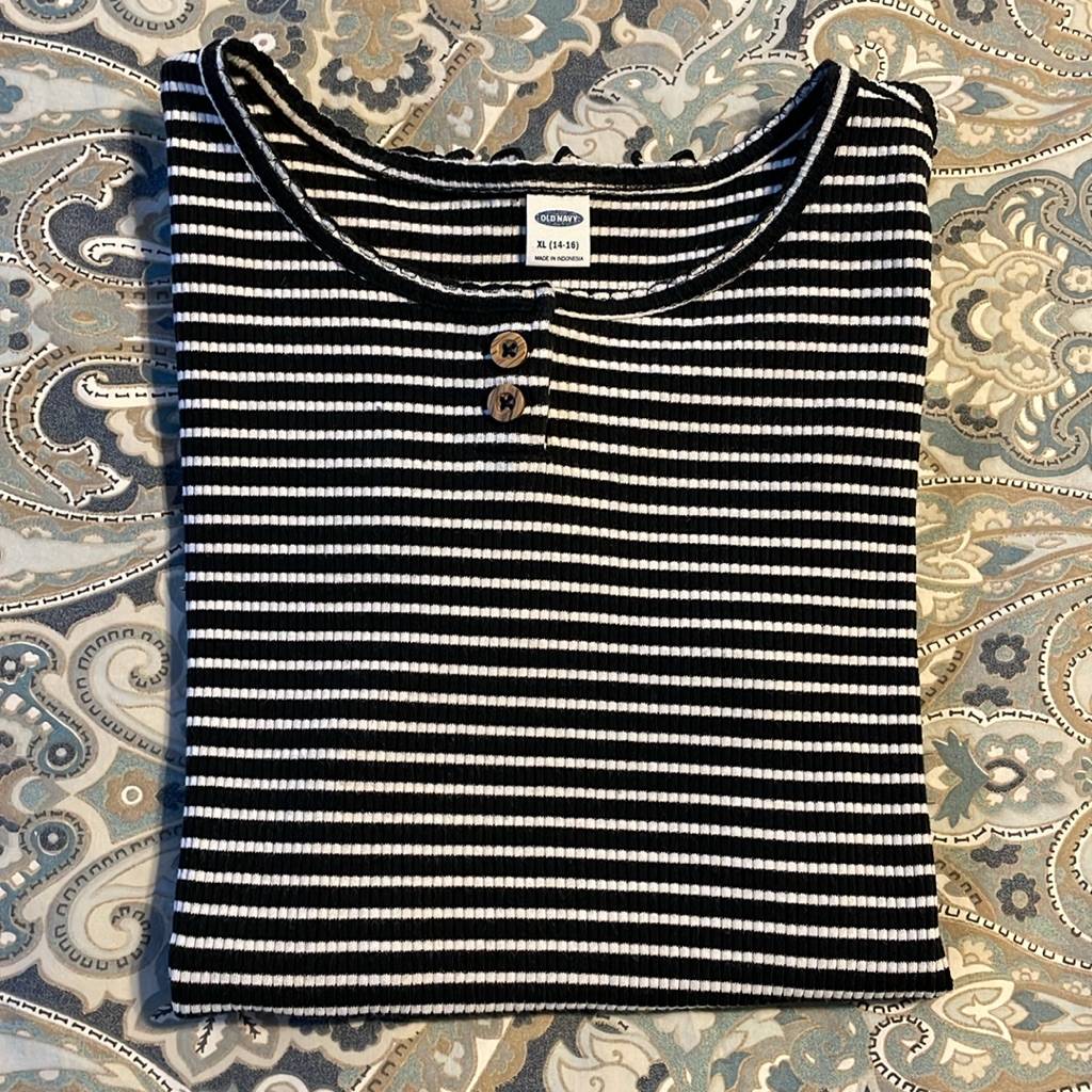 Old Navy Black And White Striped Top